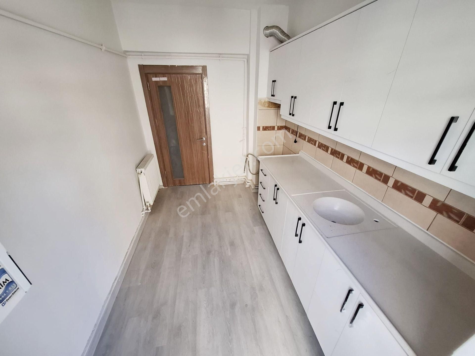 Şehir Has. Yakını Cadde Üstü 3+1 Masrafsız Mantolamalı Manzaralı - Görsel 10