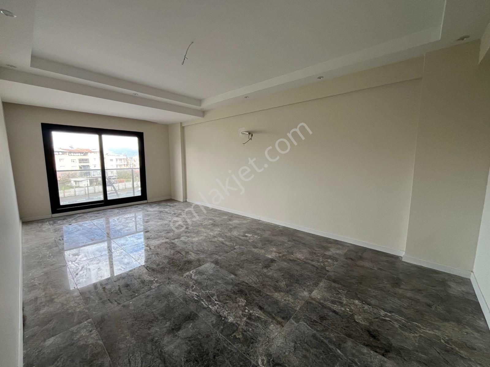 Turgutlu Satılık Selvilitepe Mah 130m2 3+1 Oda 1. Kat Asansör Y.ısıtma E.banyo Sıfır Daire - Görsel 2