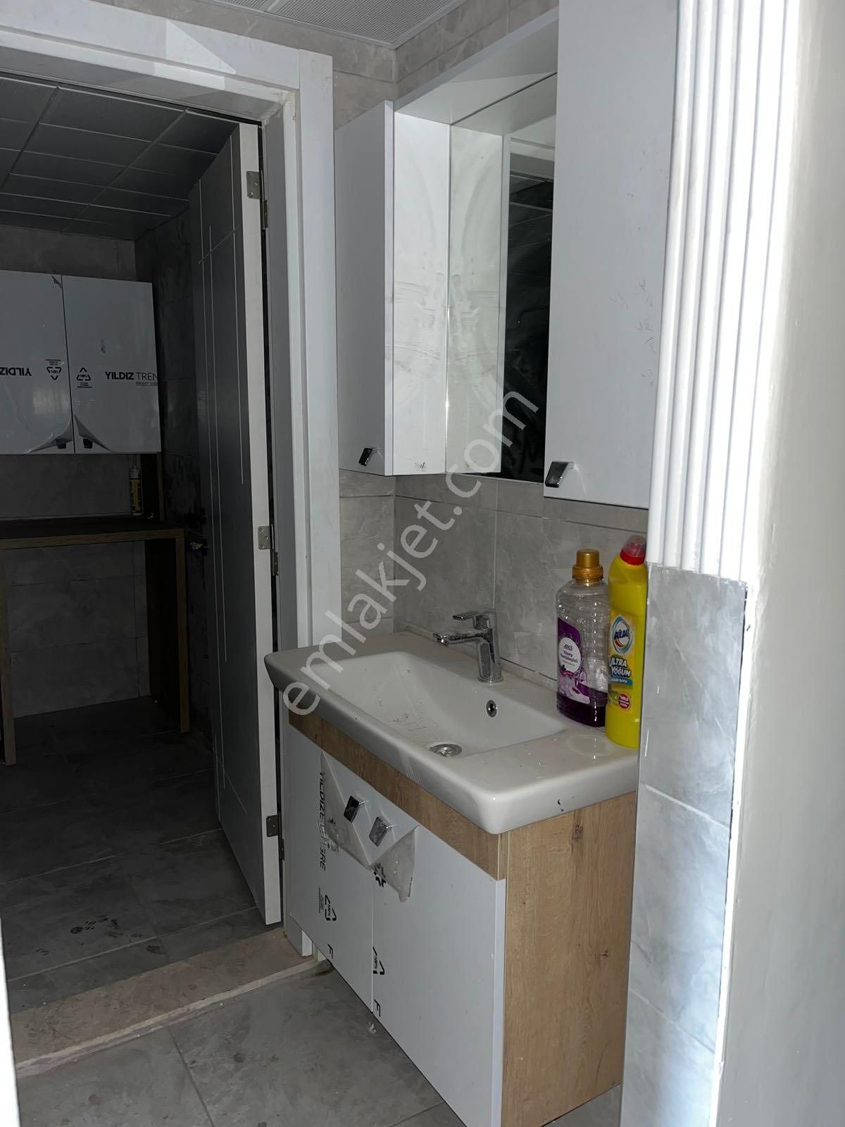 Turgutlu Satılık Selvilitepe Mah 130m2 3+1 Oda 1. Kat Asansör Y.ısıtma E.banyo Sıfır Daire - Görsel 10