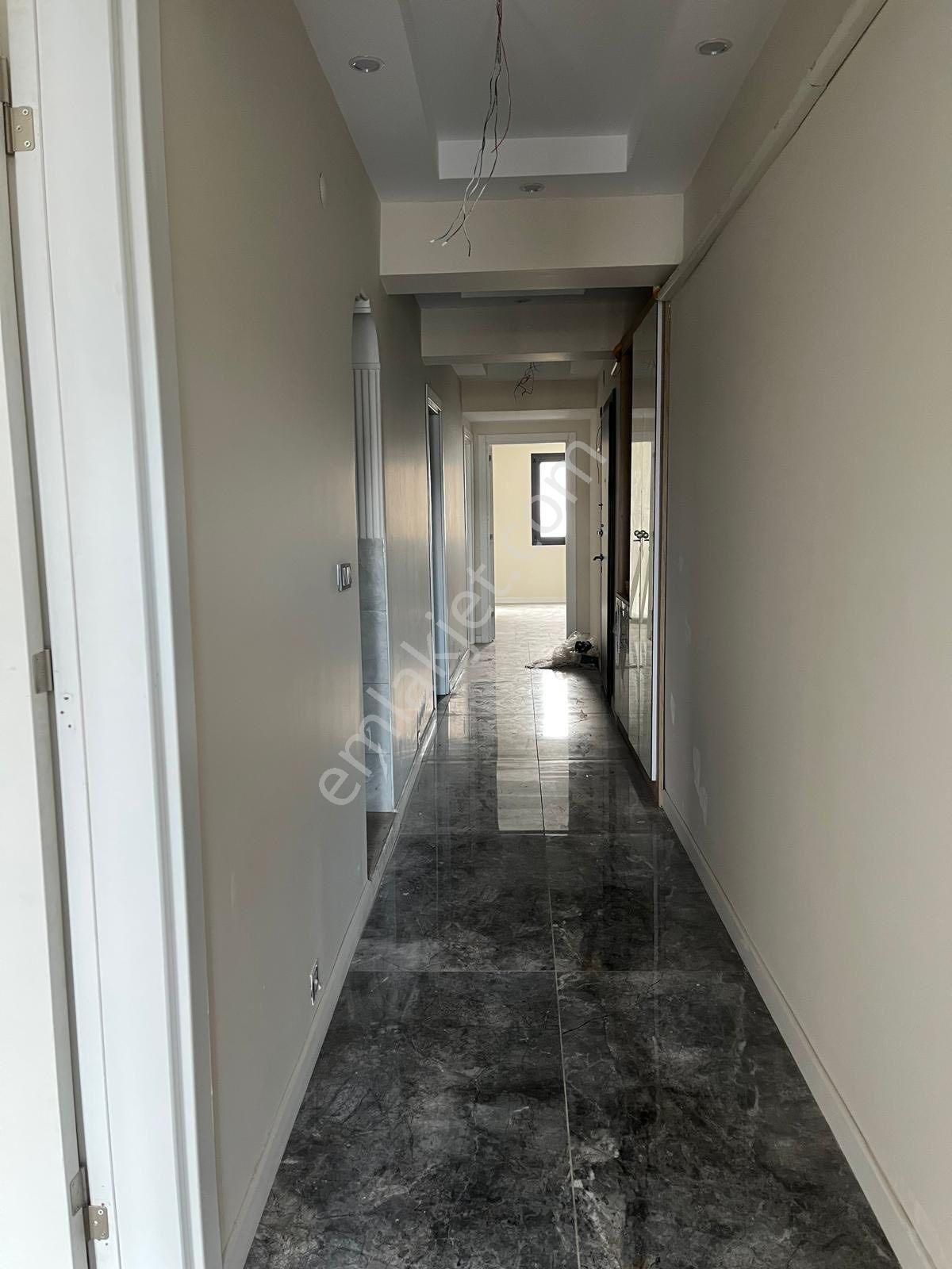 Turgutlu Satılık Selvilitepe Mah 130m2 3+1 Oda 1. Kat Asansör Y.ısıtma E.banyo Sıfır Daire - Görsel 9