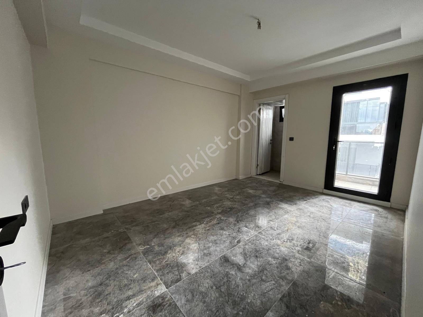 Turgutlu Satılık Selvilitepe Mah 130m2 3+1 Oda 1. Kat Asansör Y.ısıtma E.banyo Sıfır Daire - Görsel 8