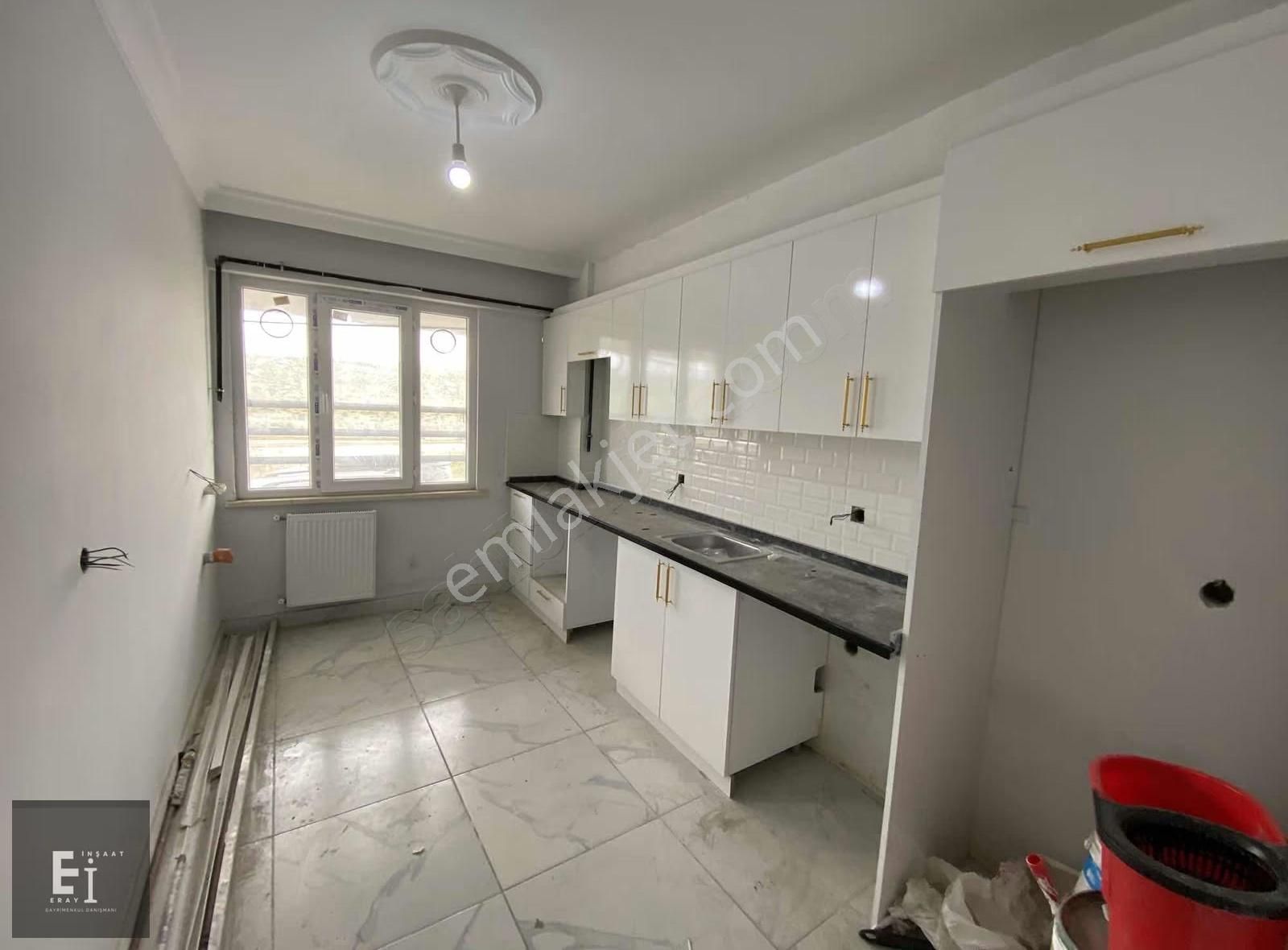 Eray Emlak'tan Satılık Yüksek Giriş 2+1 90m2 Kullanışlı Daire - Görsel 13