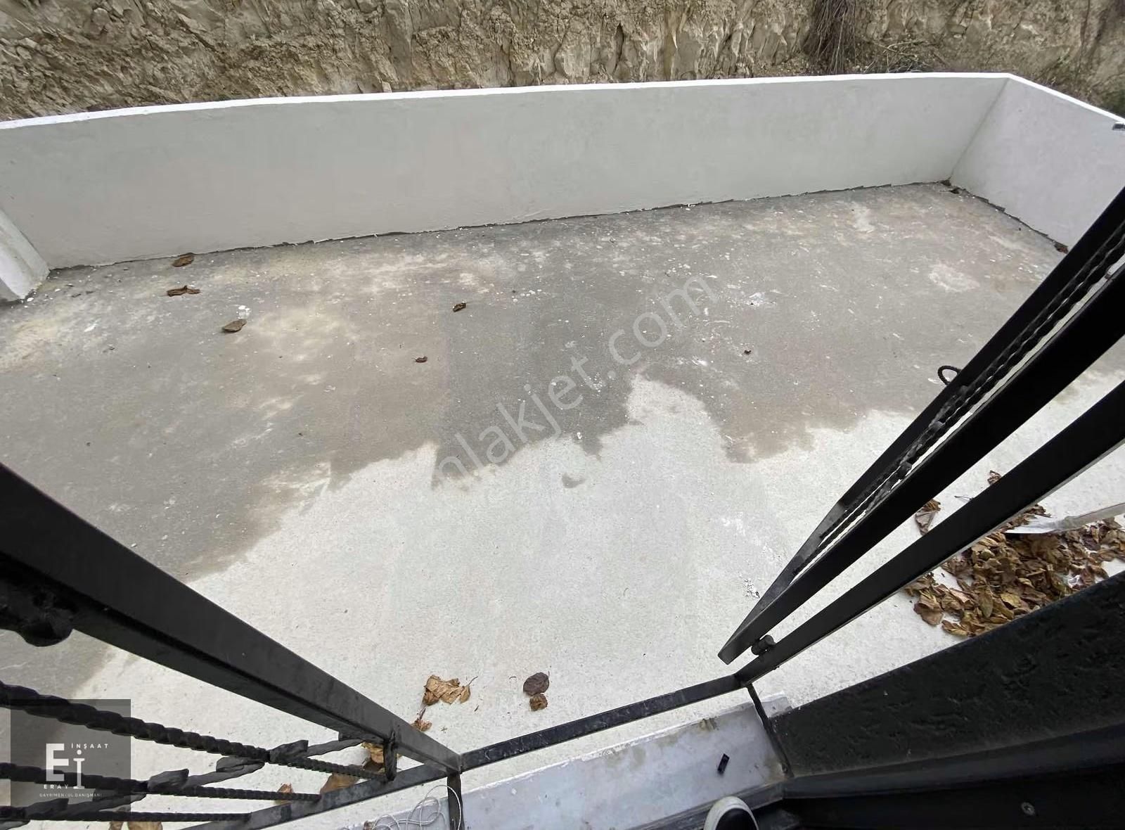 Eray Emlak'tan Satılık Y.giriş 2+1 85m2 Kullanışlı Daire - Görsel 6