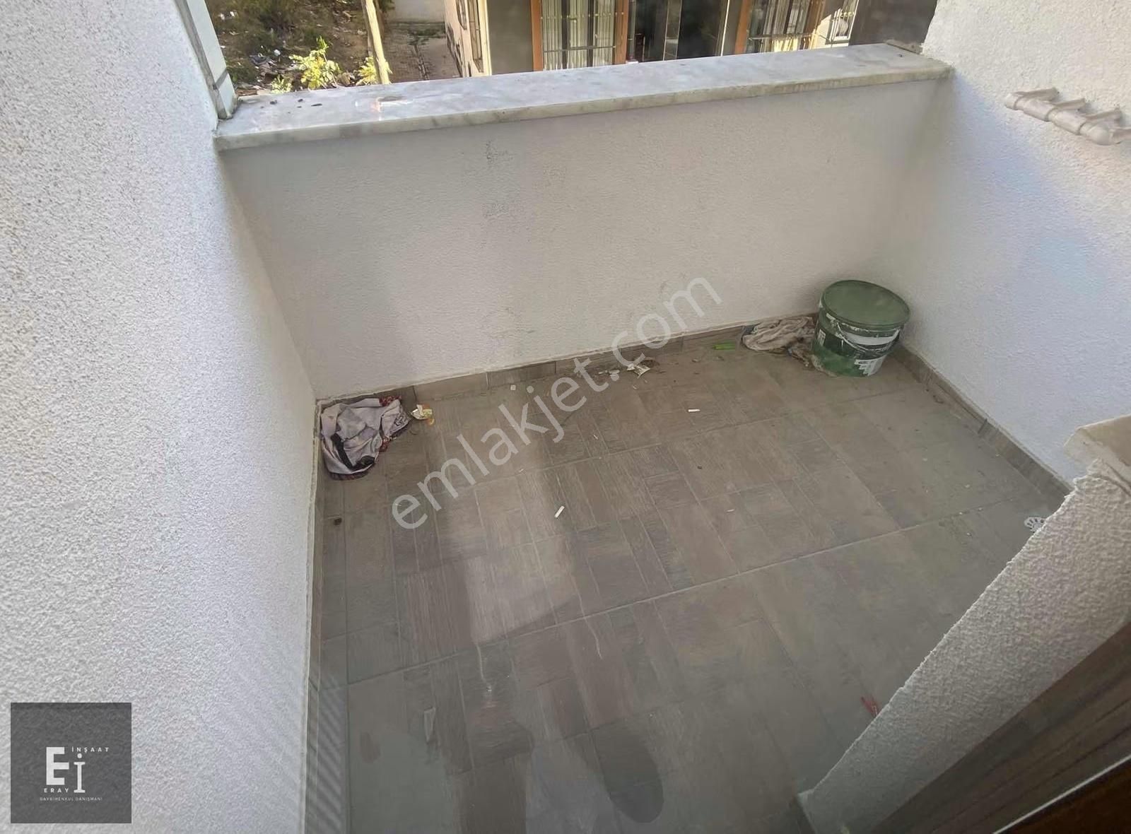 Eray Emlak'tan Satılık Arakat 2+1 90m2 Eminevim Fuzul Vb. Uygun - Görsel 7