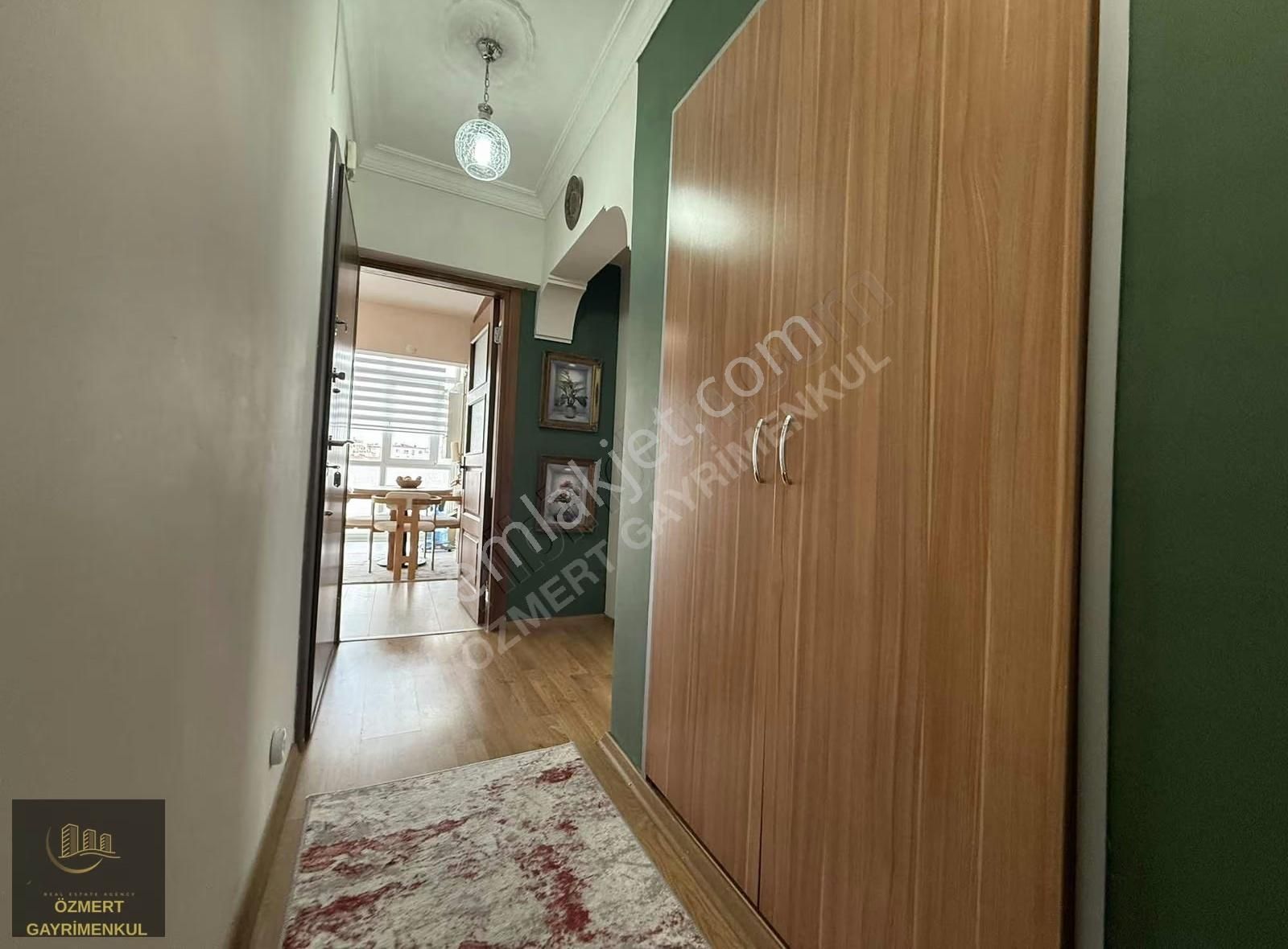 Özmert Ten 2+1arakat Asansörlü Köşe Bina Tadilatlı Satılık Dair - Görsel 2
