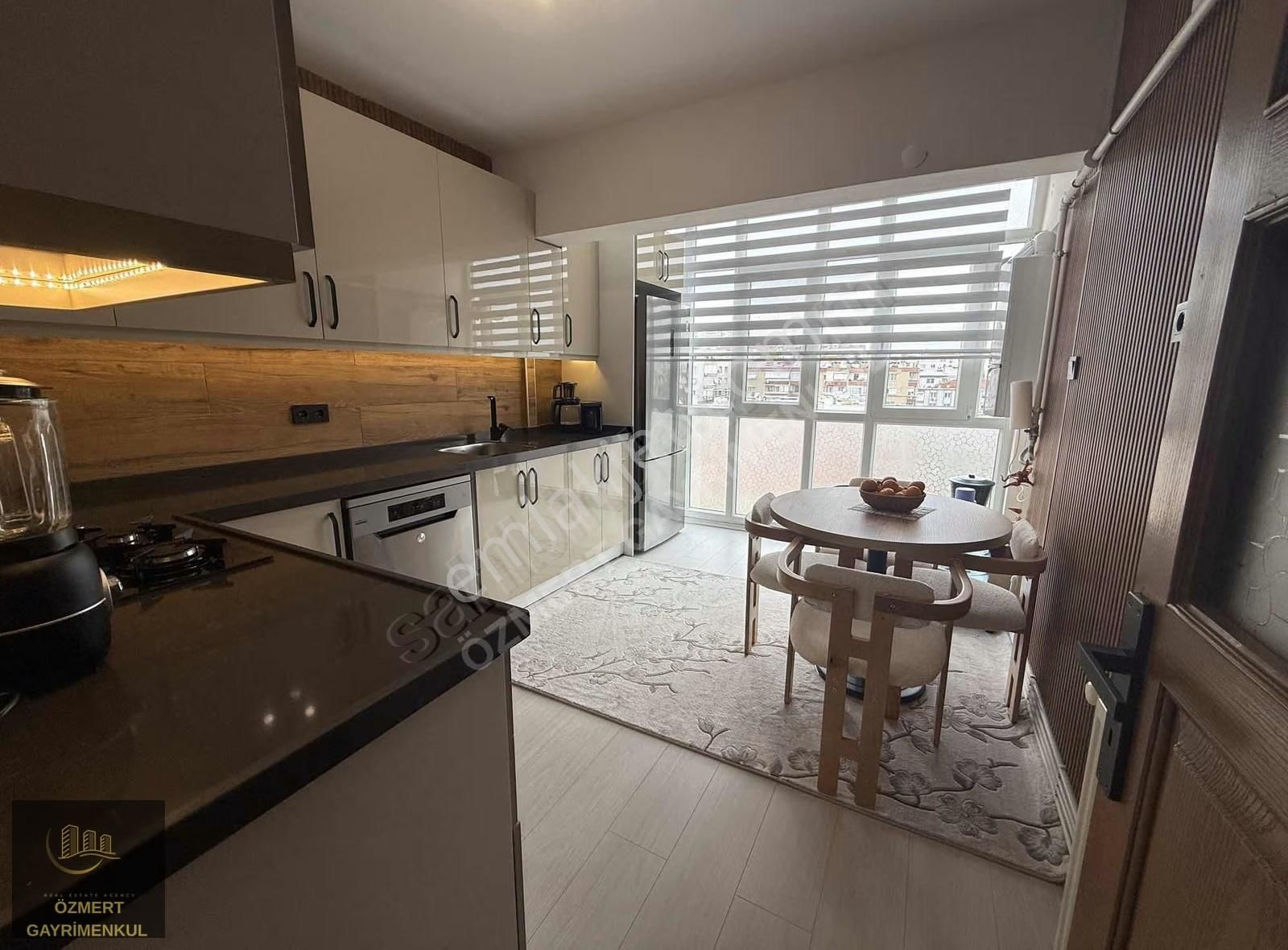Özmert Ten 2+1arakat Asansörlü Köşe Bina Tadilatlı Satılık Dair - Görsel 8
