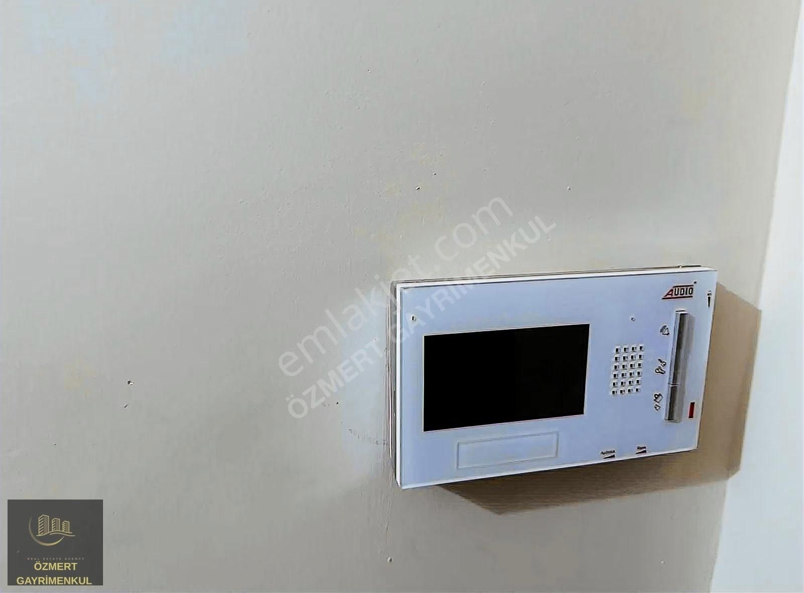 Özmert Ten 3+1 Den 2+1 Çevirilmiş Genç Binada Satılık Daire - Görsel 5