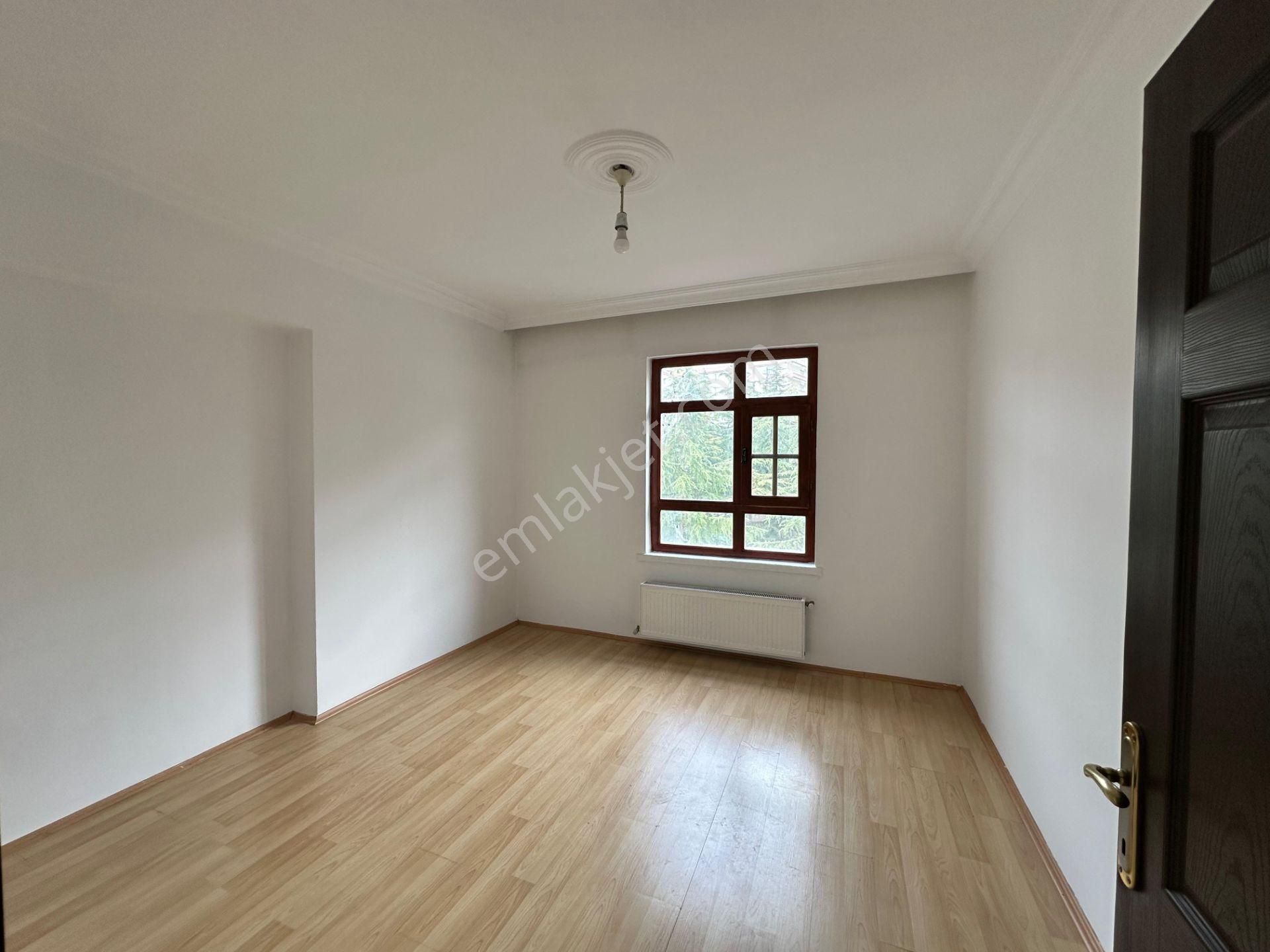 Uzman Emlak Ofisinden İncirli Mh.de 3.kat Konumunda Isı Yalıtımlı Bağımsız 3+1 Daire - Görsel 16