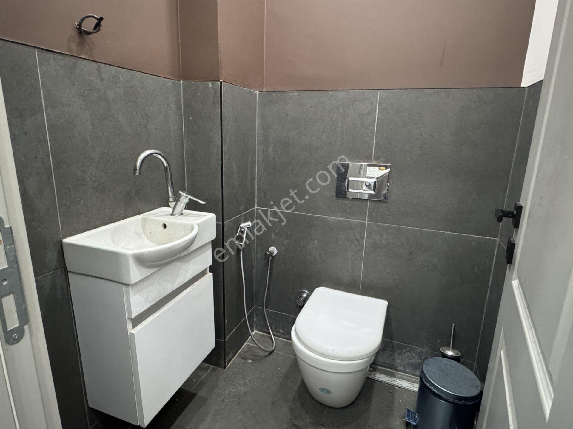 Silahtarağa Cadde Üstü 2 Katlı 200m² Düz Giriş Kapalı Alan Mutfak Banyo Wc - Görsel 11