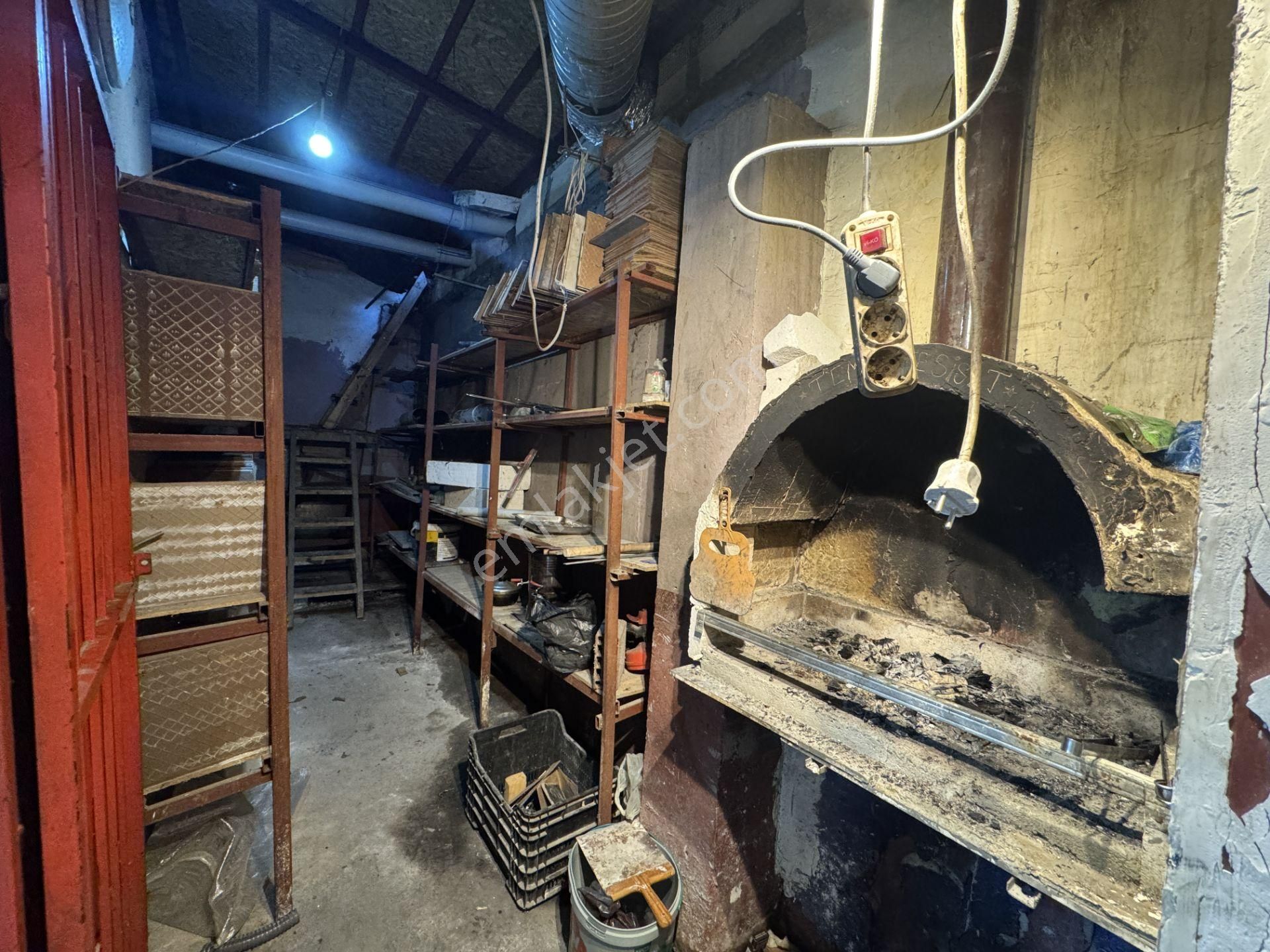 Silahtarağa Cadde Üstü 2 Katlı 200m² Düz Giriş Kapalı Alan Mutfak Banyo Wc - Görsel 15