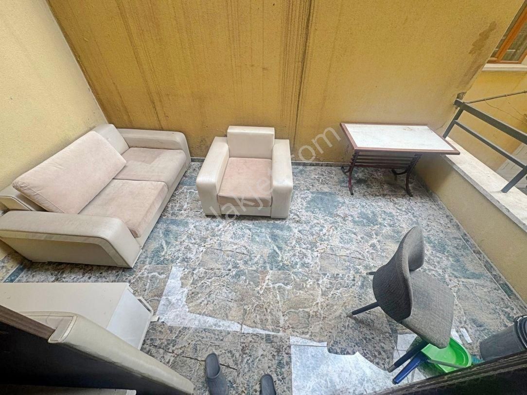 Gata Yakını 3+1 Bağımsız Lüx Eşyalı Ortakat Asansörlü Çift Banyo - Görsel 34