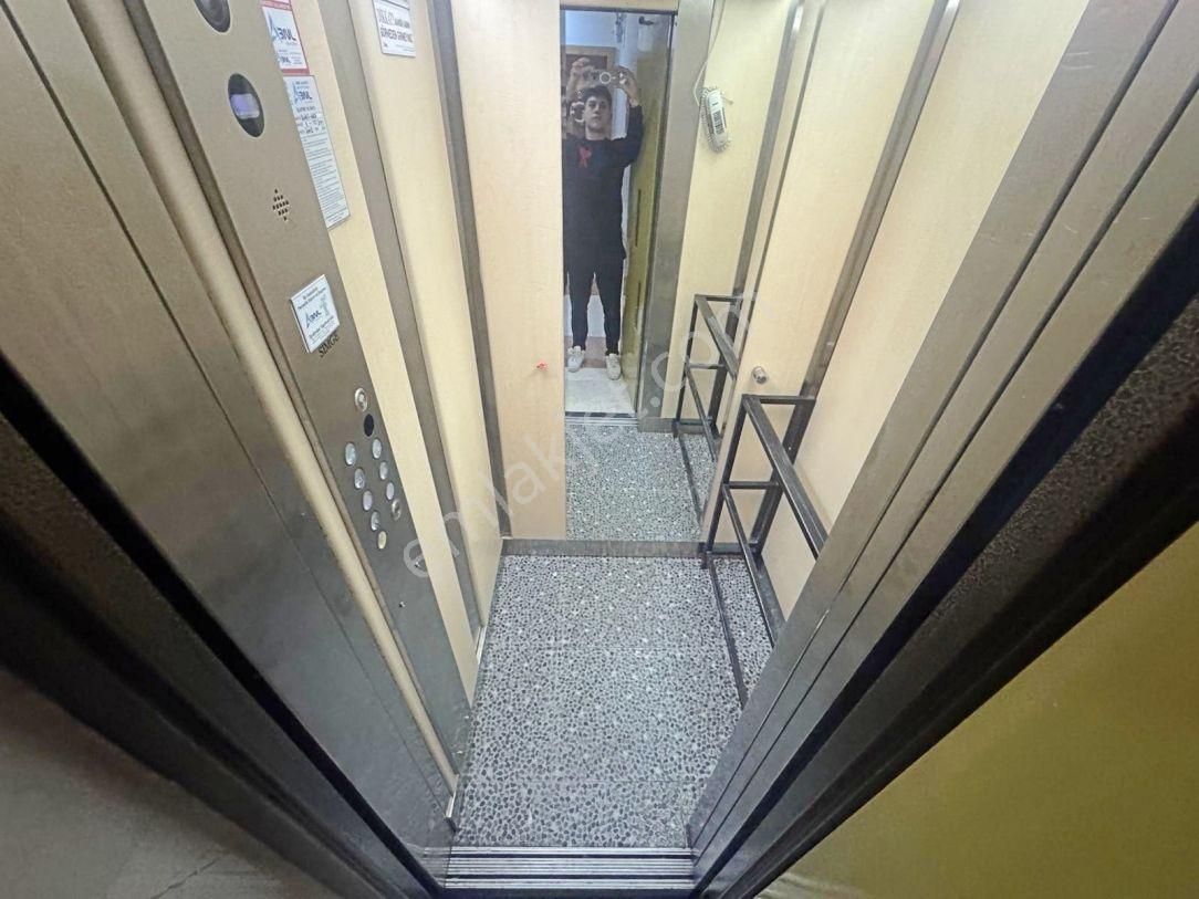 Gata Yakını 3+1 Bağımsız Lüx Eşyalı Ortakat Asansörlü Çift Banyo - Görsel 30