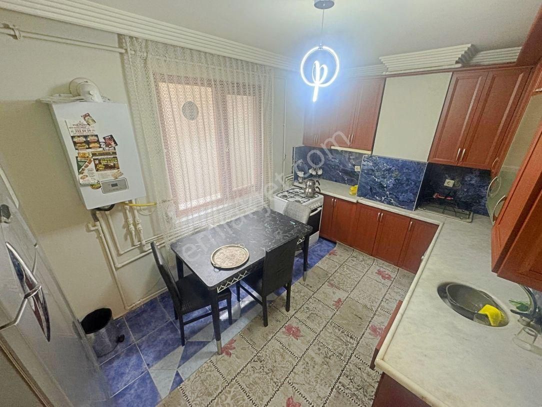 Gata Yakını 3+1 Bağımsız Lüx Eşyalı Ortakat Asansörlü Çift Banyo - Görsel 5