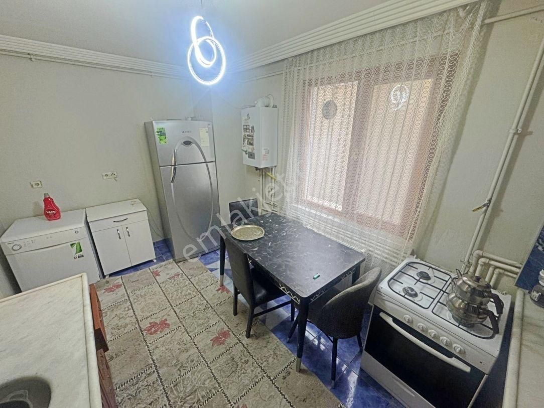 Gata Yakını 3+1 Bağımsız Lüx Eşyalı Ortakat Asansörlü Çift Banyo - Görsel 11