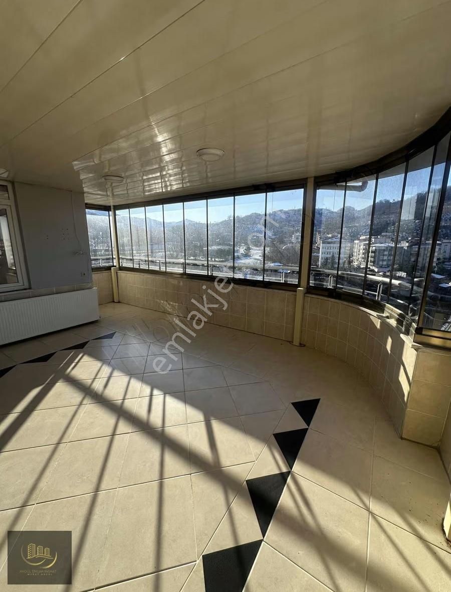 Akgül Emlak'tan Salıpazarı Merkezde 5+1 250m2 Dublex - Görsel 19