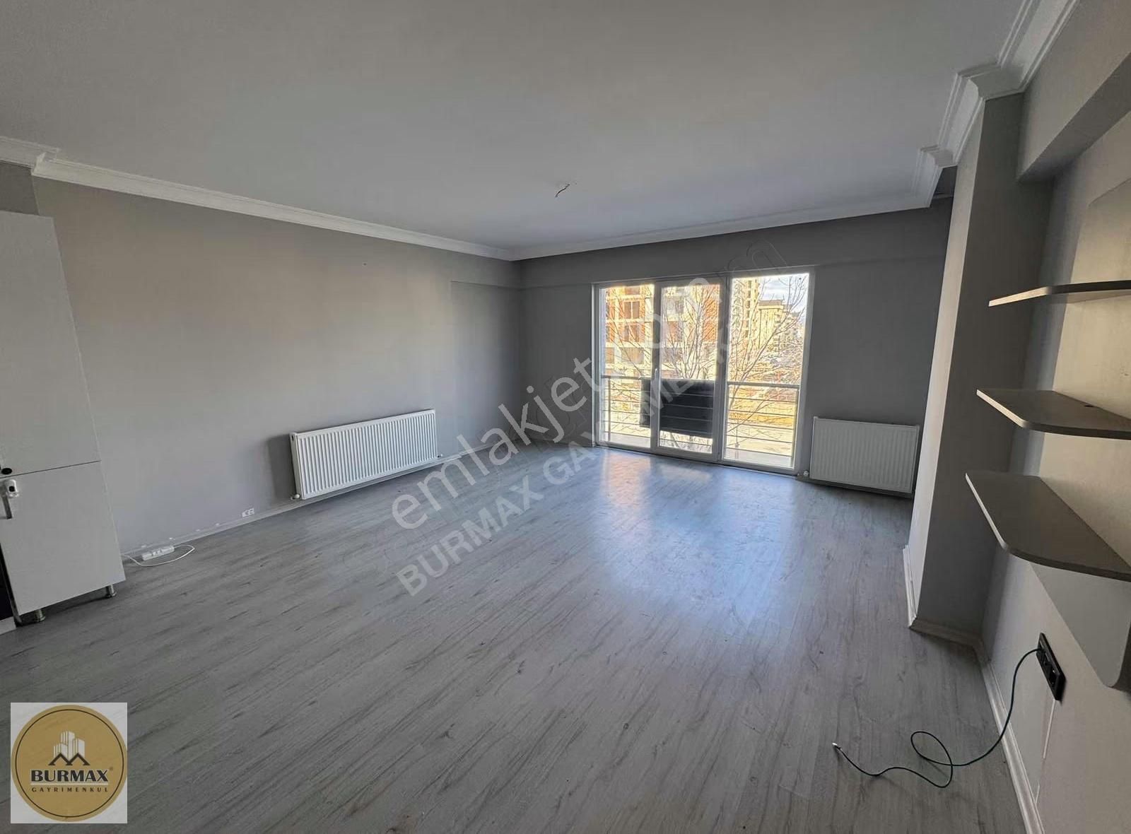 Burmax Gayrimenkul'den Millet Mahallesi'nde Kiralık 2+1 - Görsel 8