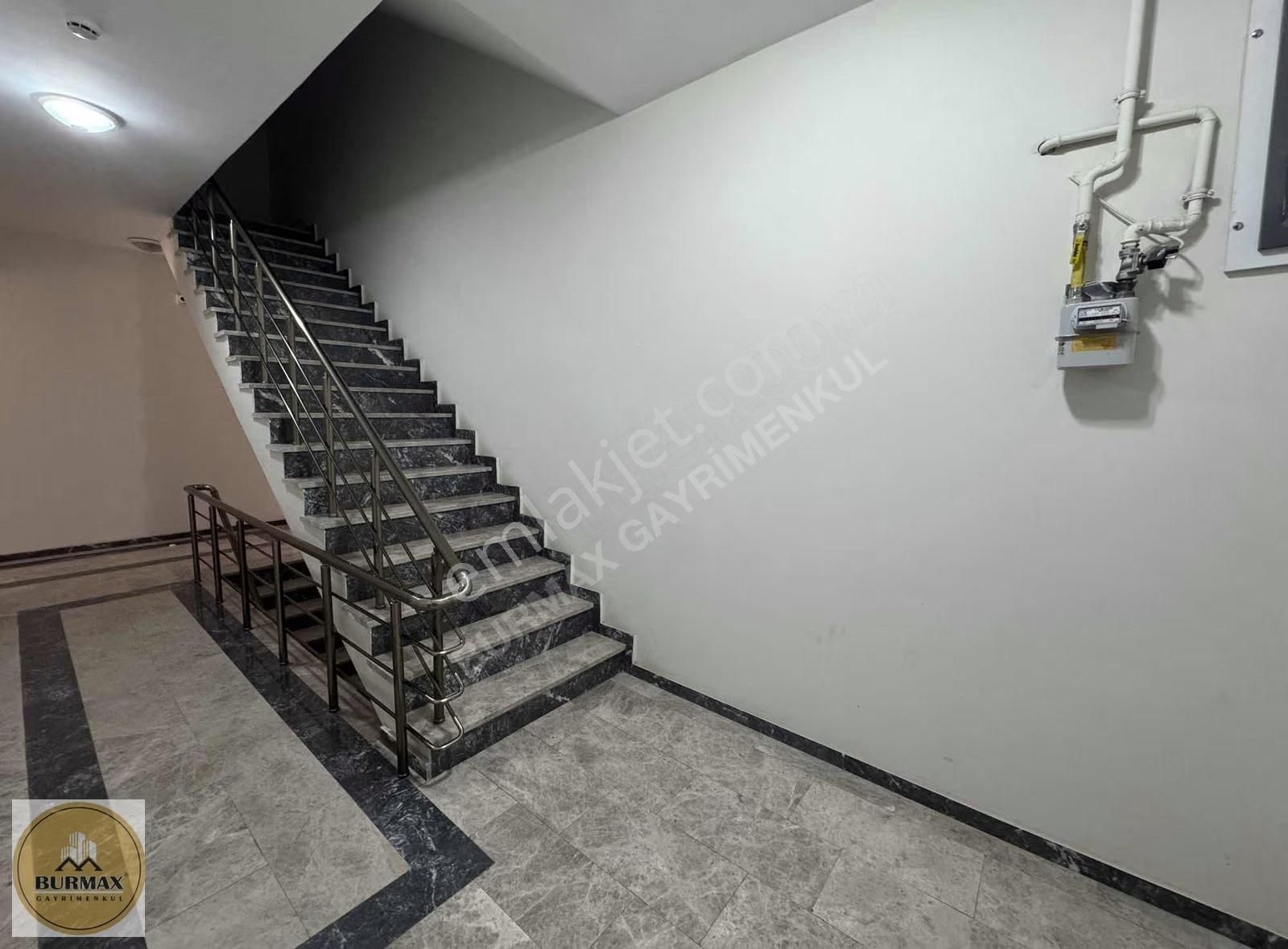 Burmax Gayrimenkul'den Millet Mahallesi'nde Kiralık 2+1 - Görsel 6