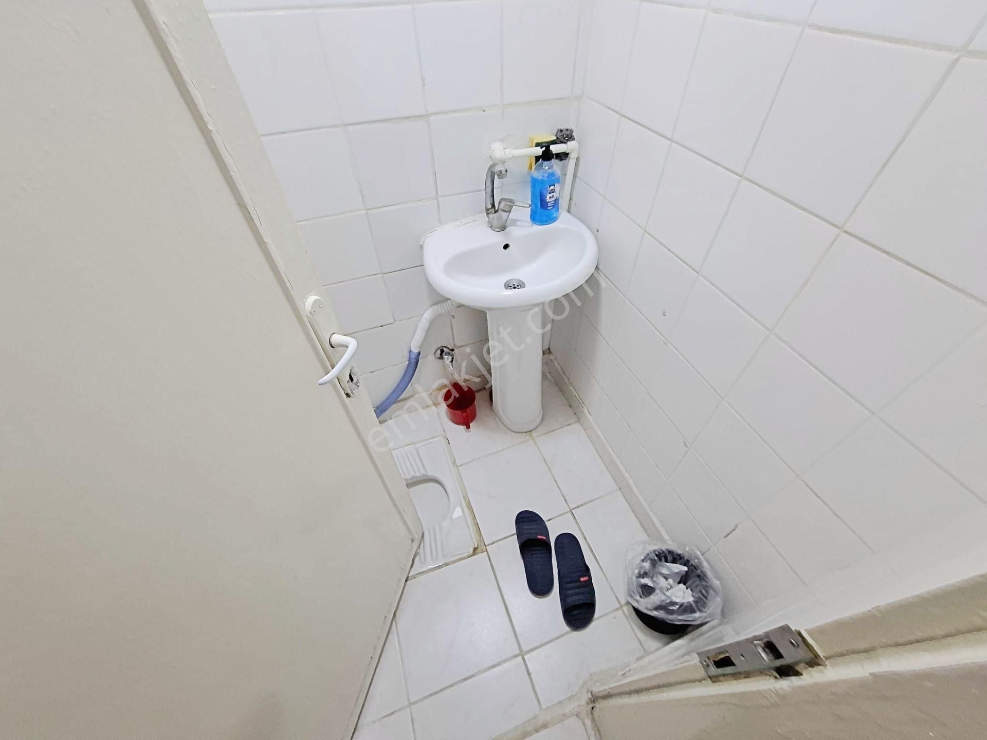 Şehir Has. Yakını 3+1 Ful Eşyalı 20.000tl Memur Kiracılı Bahçeli - Görsel 16