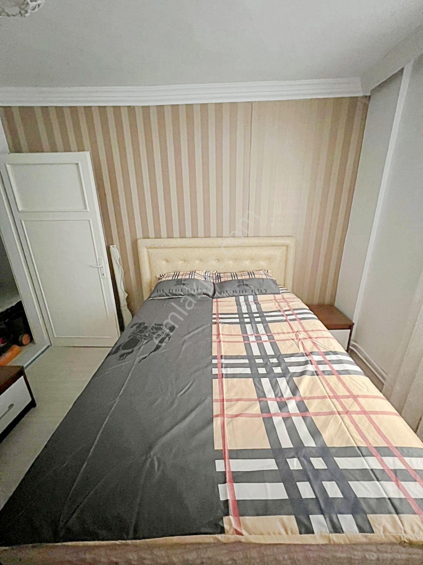 Şehir Has. Yakını 3+1 Ful Eşyalı 20.000tl Memur Kiracılı Bahçeli - Görsel 8