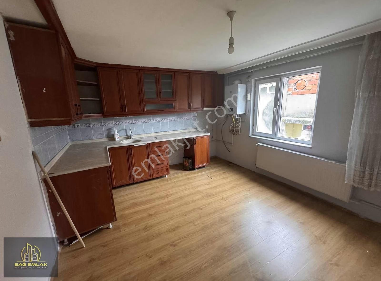 Hamitlerde Merkezi Konumda | Geniş 2+1 Kiralık Daire - Görsel 8