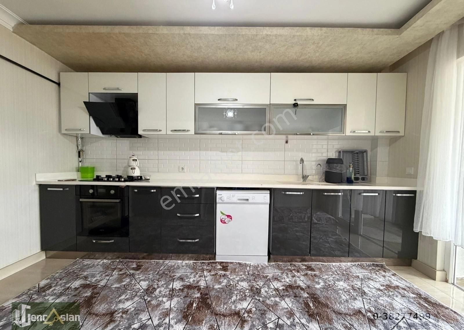 ▄gençaslan'dan▄nato Cad.yakını Full Yapılı 3 Cepheli Satılık 3+1