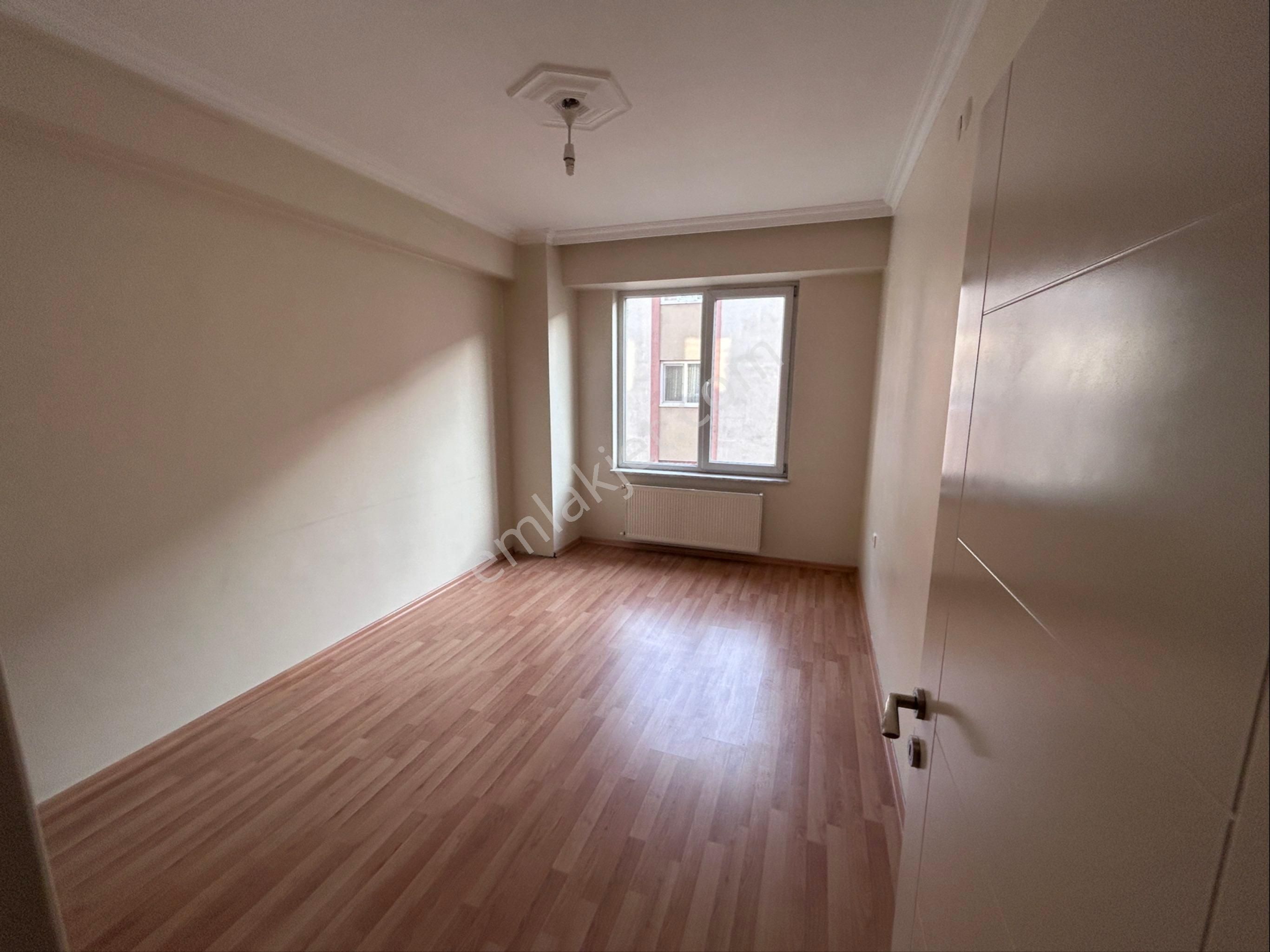 Kiralık 3+1 Kombili Daire - Görsel 13