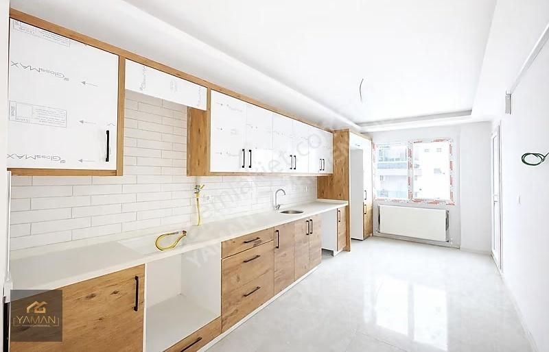 Zeytinliova Yolu Rumeli Cd. Üzeri 2+1 Geniş Satılık Daire