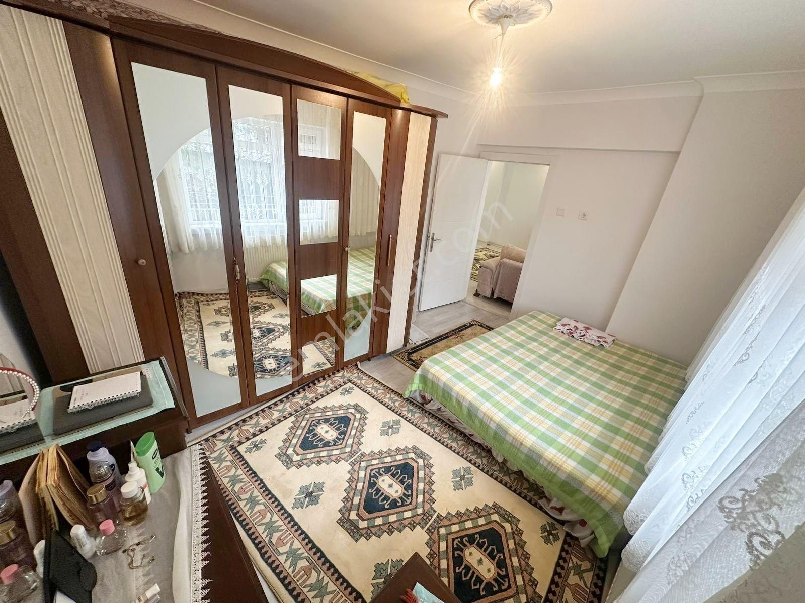 Etlik'te Merkezi Konumda 3+1 Site İçi Ful Yapılı Asansörlü - Görsel 12