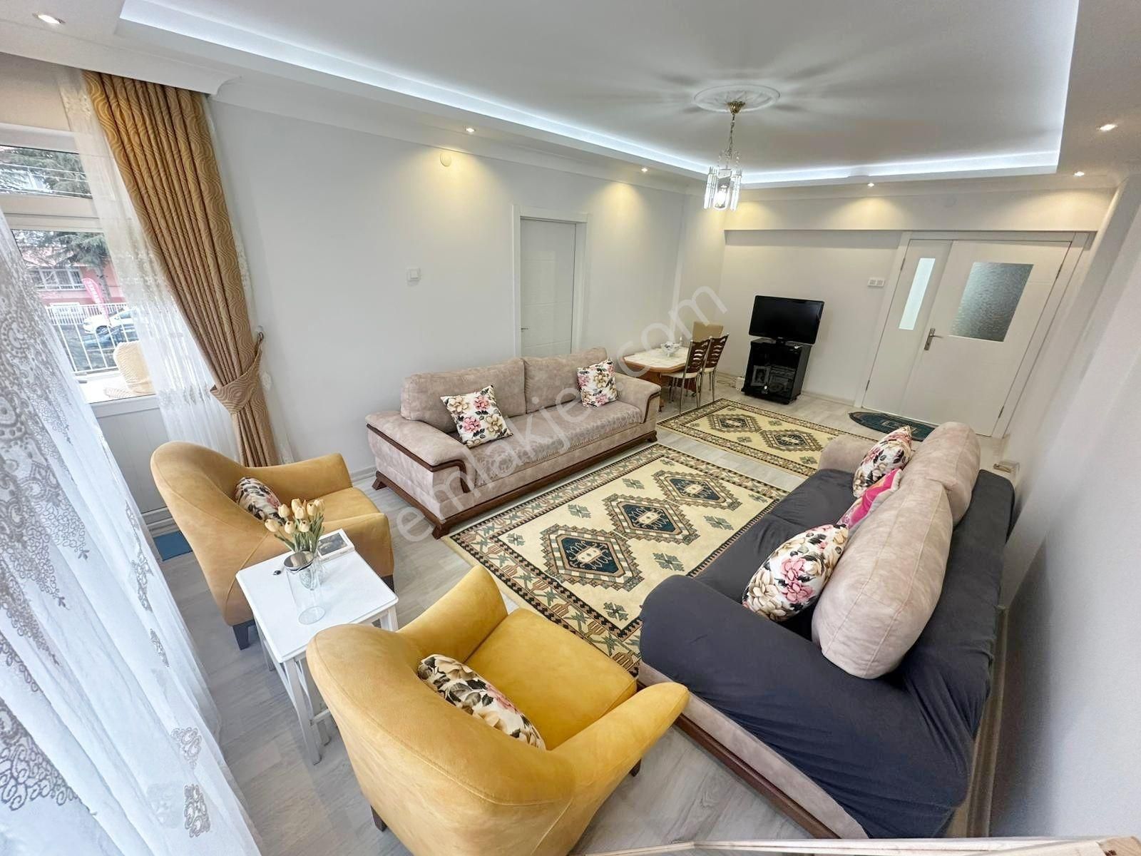 Etlik'te Merkezi Konumda 3+1 Site İçi Ful Yapılı Asansörlü - Görsel 9