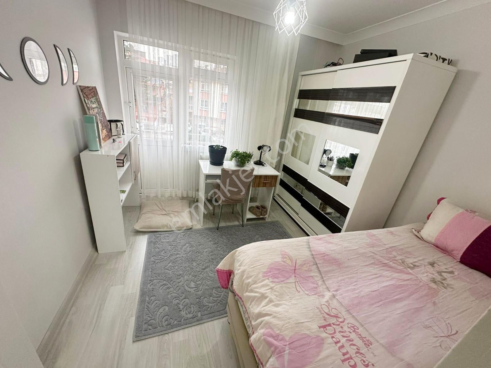 Etlik'te Merkezi Konumda 3+1 Site İçi Ful Yapılı Asansörlü - Görsel 17