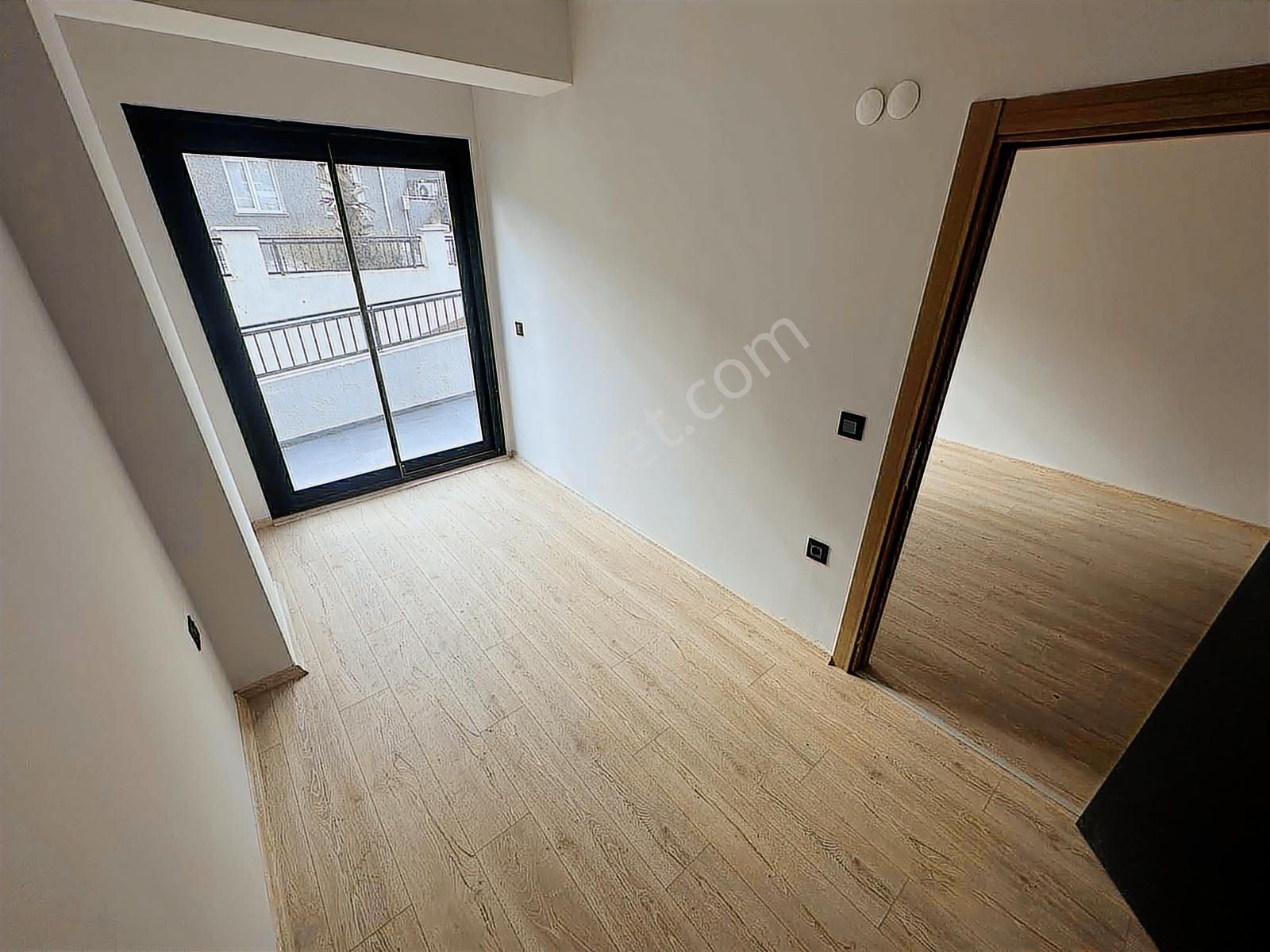 Hasanağa Bahçesi Ve Üniversite Dibi Site İçerisi Satılık 1+1 - Görsel 13