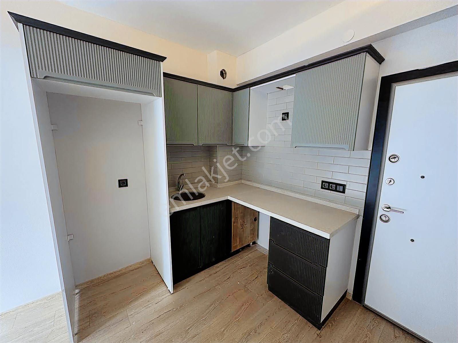 Hasanağa Bahçesi Ve Üniversite Dibi Site İçerisi Satılık 1+1 - Görsel 16