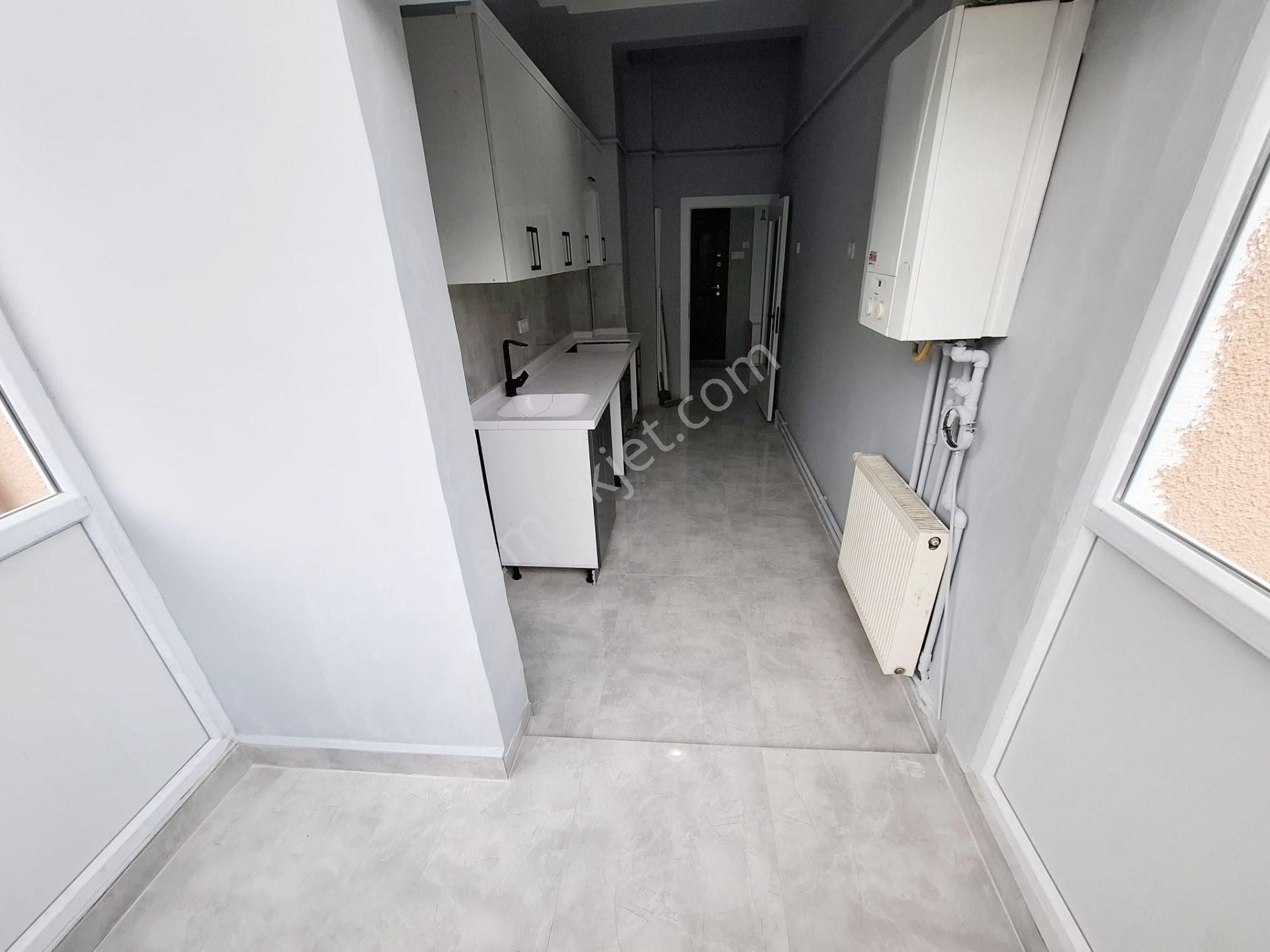 Gata'ya Yürüme Mesafesi 3+1 Yüksek Giriş Lüx Full Yapılı Güney - Görsel 7