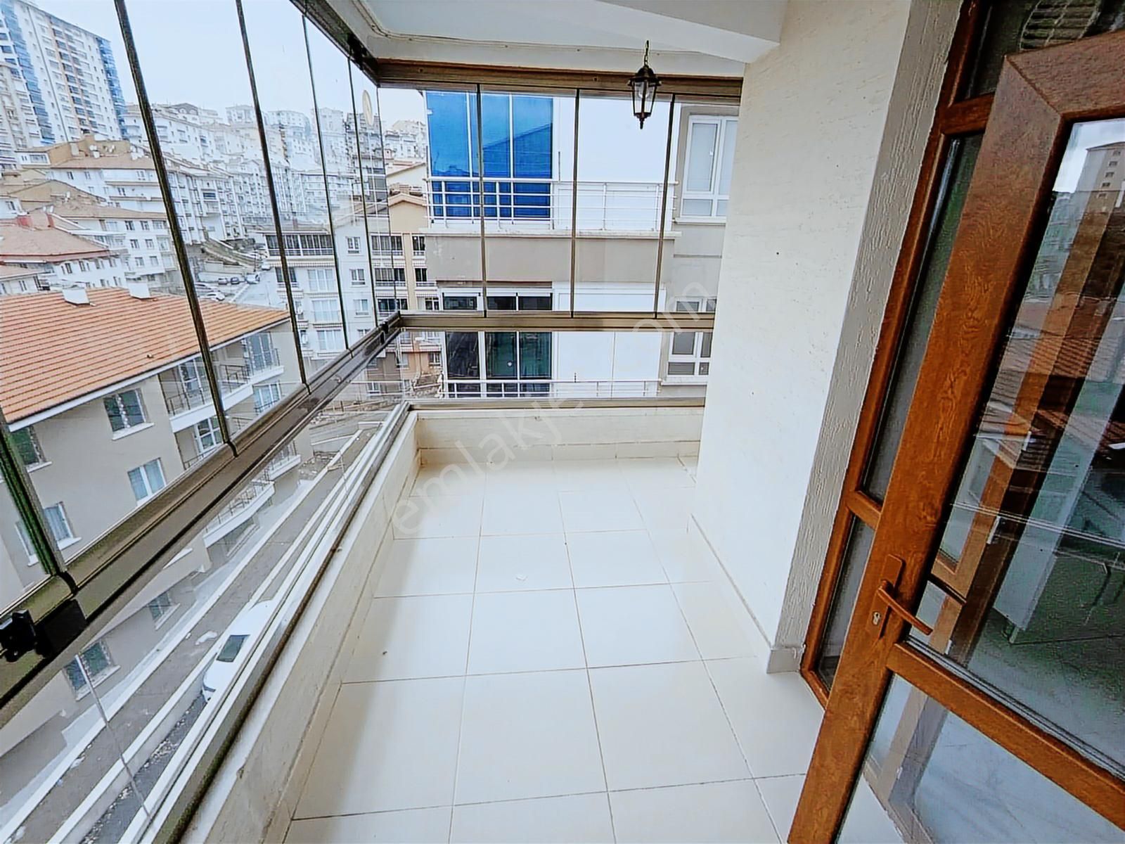 Ufuk Özdemir'den Bademlik Mah 4+1 Kiralık Daire Asansörlü - Görsel 11