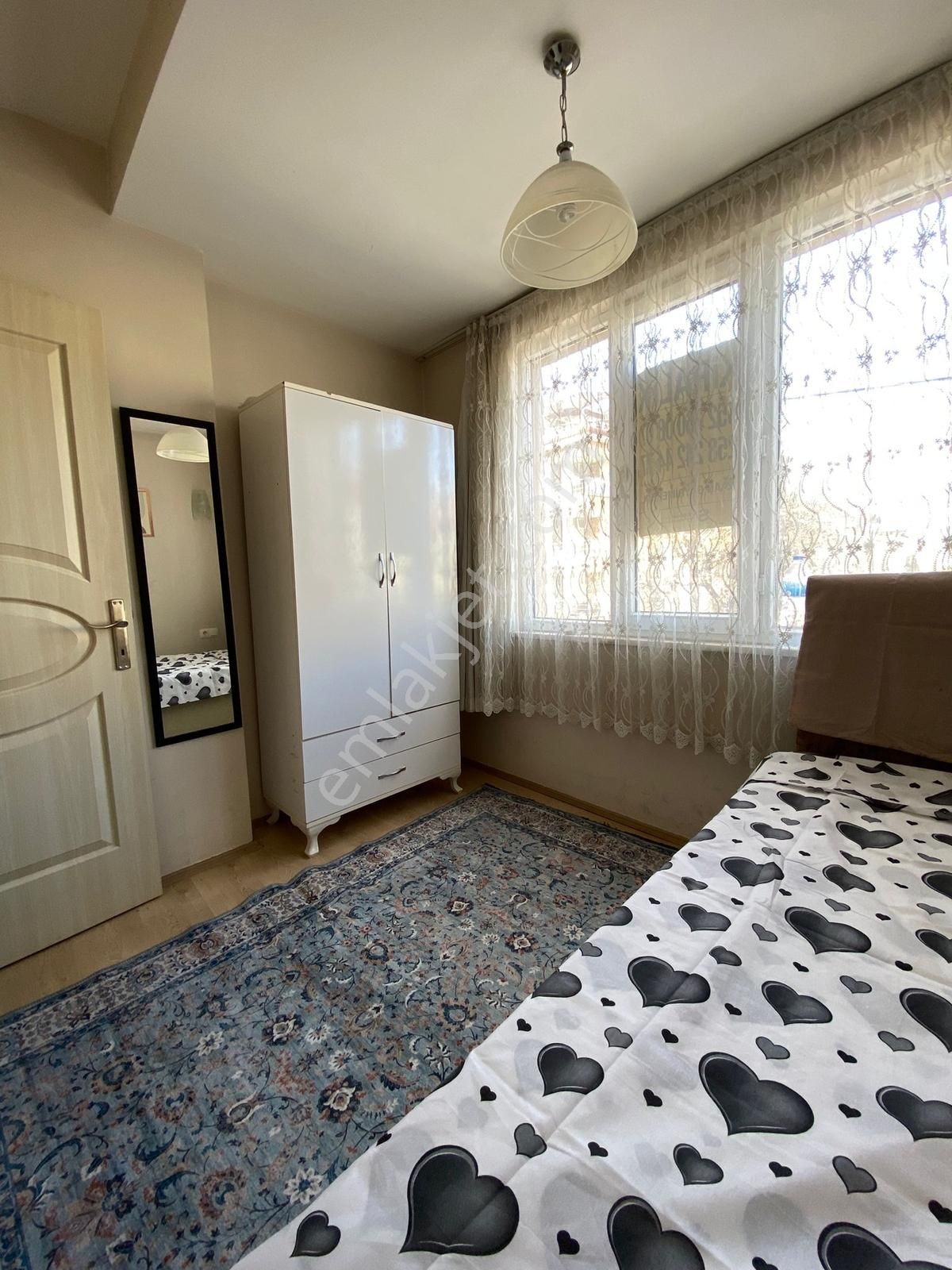Kınıklıda 1+1 Kiralık Eşyalı Apart - Görsel 4