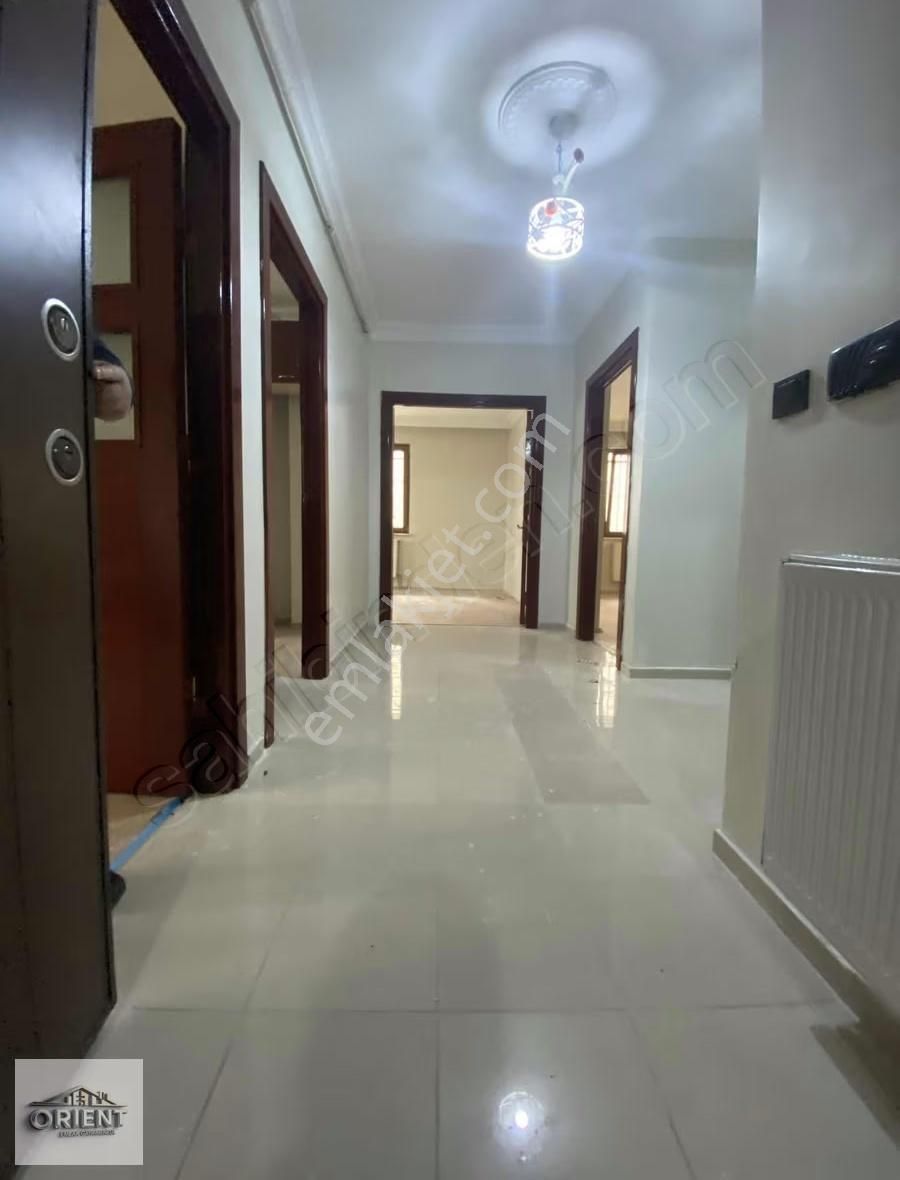 Avcılarda Metrobüse Yakın, Yeni Tadilatlı Kiralık Daire