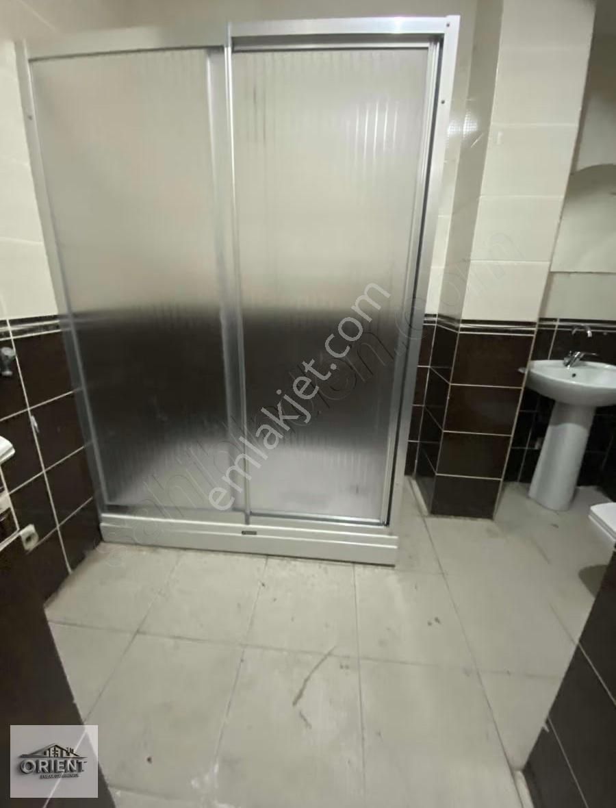 Avcılarda Metrobüse Yakın, Yeni Tadilatlı Kiralık Daire - Görsel 11