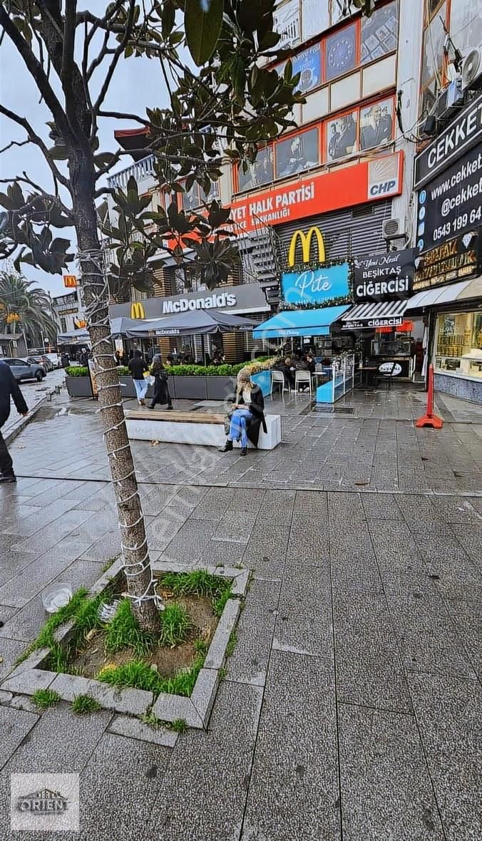Beşiktaşın Kalbinde En İşlek Noktada Satılık Dükkan