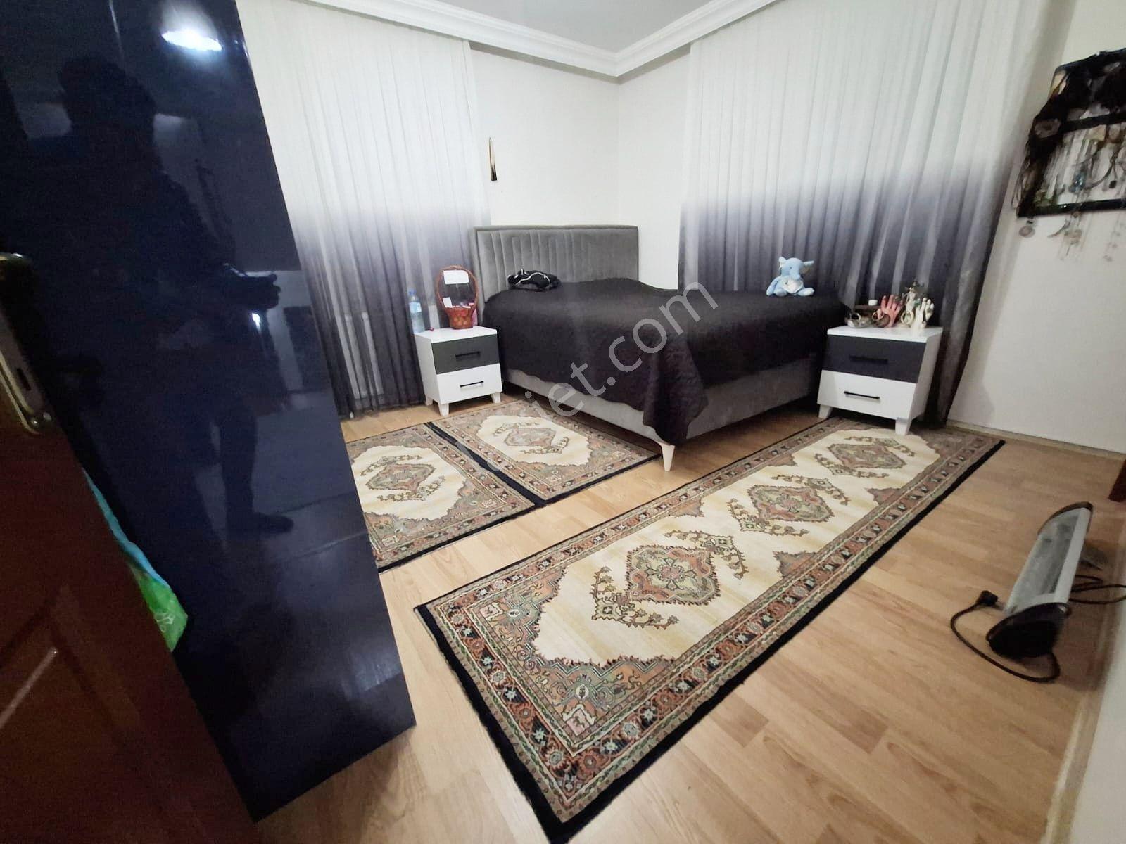 Yenimahalle Yakacık Akıncılar Sitesinde 5+2 Yapılı İskanlı Villa - Görsel 12
