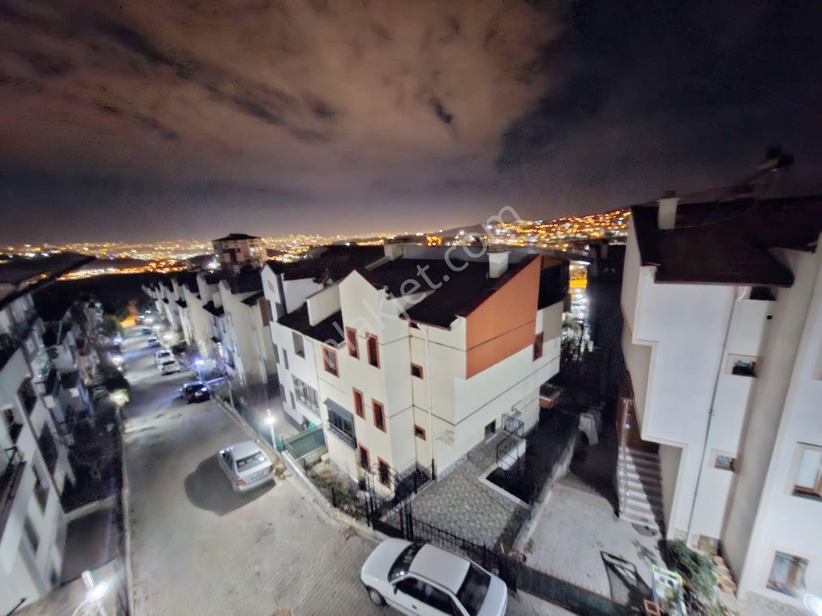 Yenimahalle Yakacık Akıncılar Sitesinde 5+2 Yapılı İskanlı Villa - Görsel 33