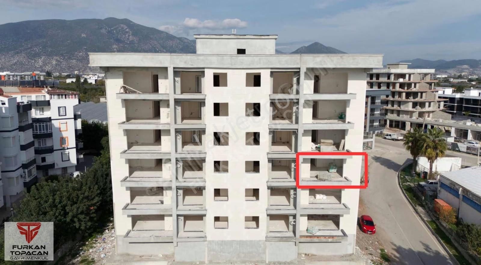 Furkan Topacan Gayrimenkul'den Satılık 2+1 Daire