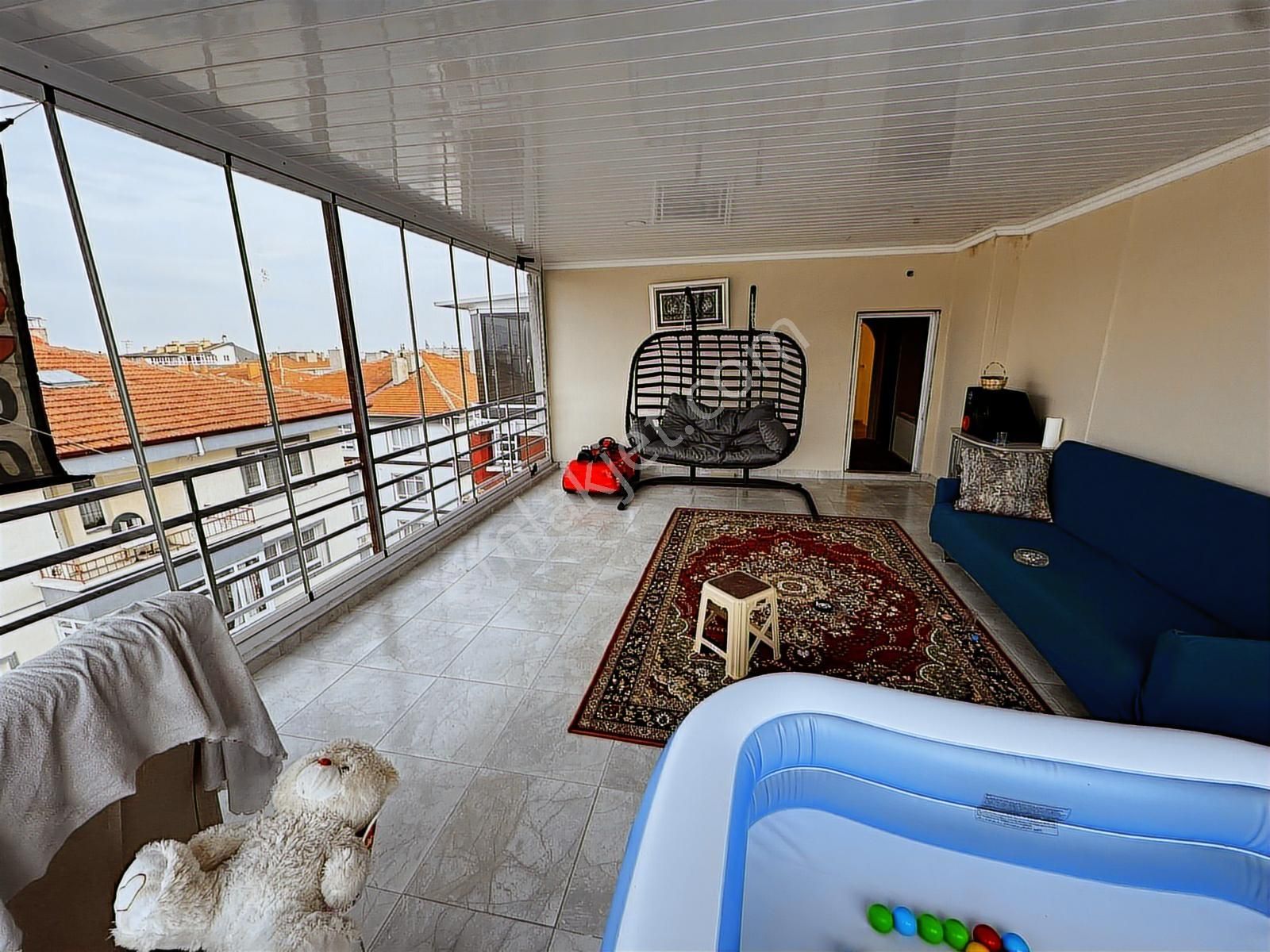 Keçiörende Masrafsız 4+1cadde Yanı Acil Satılık Dubleks