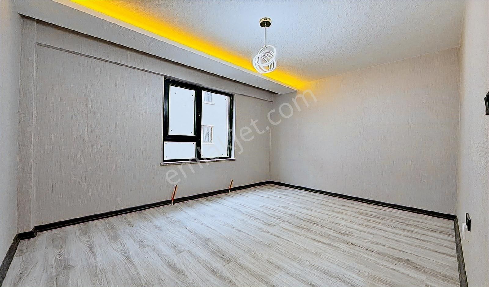 Yasa'dan Karkaya'da 3+1 E.banyolu 1.kat Bulvar Yakını Lüx !!! - Görsel 8