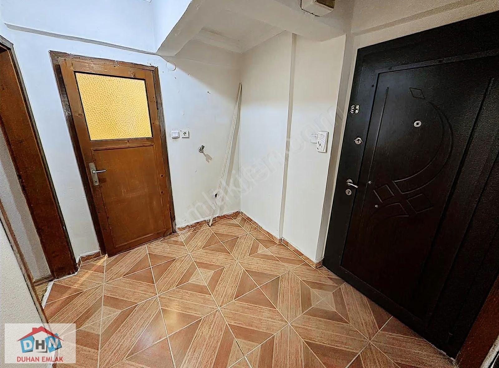 Duhan Emlaktan G.o.p Dört Yol'da Kiralık 2+1 Arakat Daire - Görsel 2