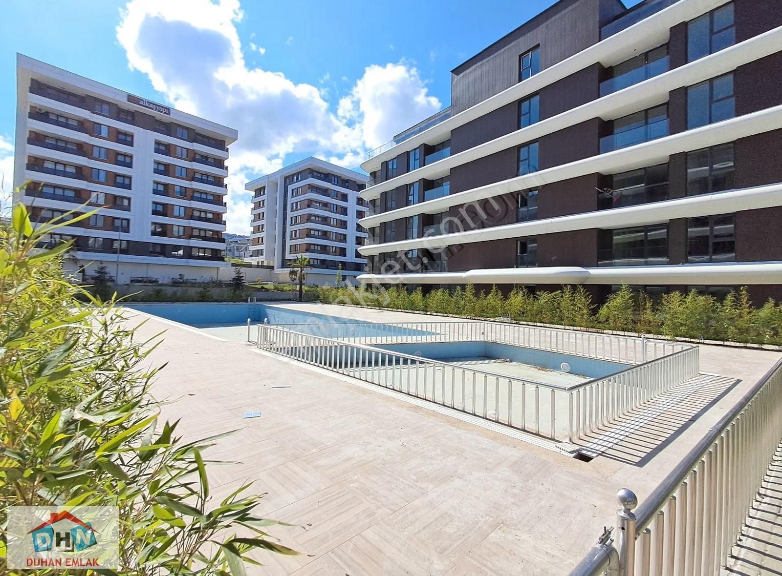 Duhan'dan Elegant Park Sitesinde Satılık 1+0 Bahçe Katı Daire - Görsel 7