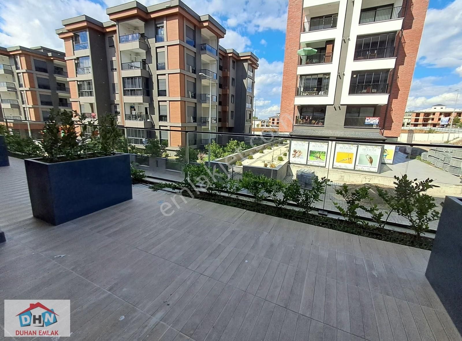 Duhan'dan Elegant Park Sitesinde Satılık 1+0 Bahçe Katı Daire - Görsel 9