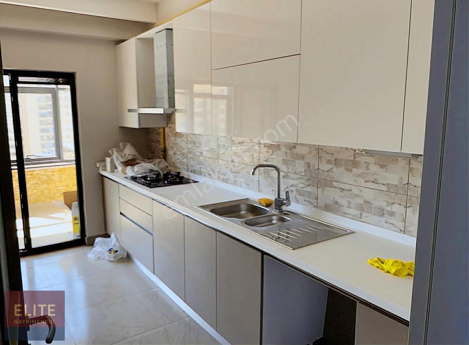 Boş 2+1 Satılık Borçsuz Kış Bahçeli Büyük Tip 149 M² - Görsel 12