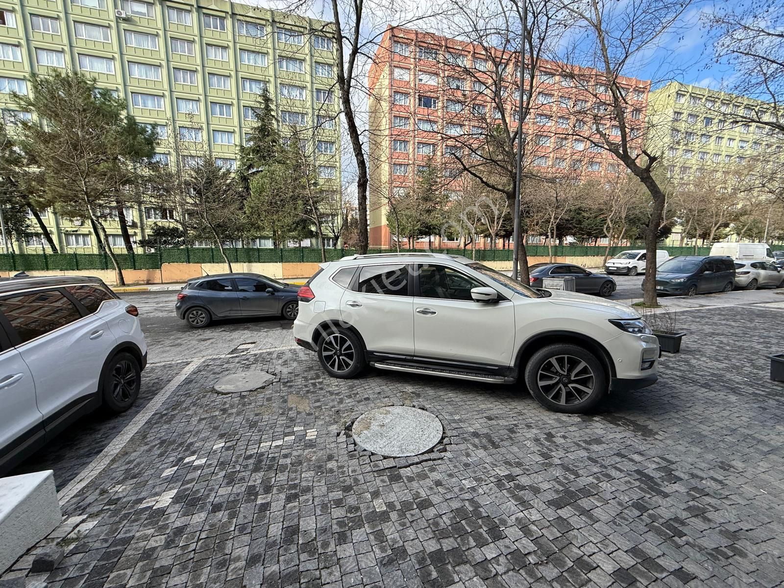 West Marinaya Yakın Merkezi Konumda 120 M2 Kiralık Dükkan !! - Görsel 16