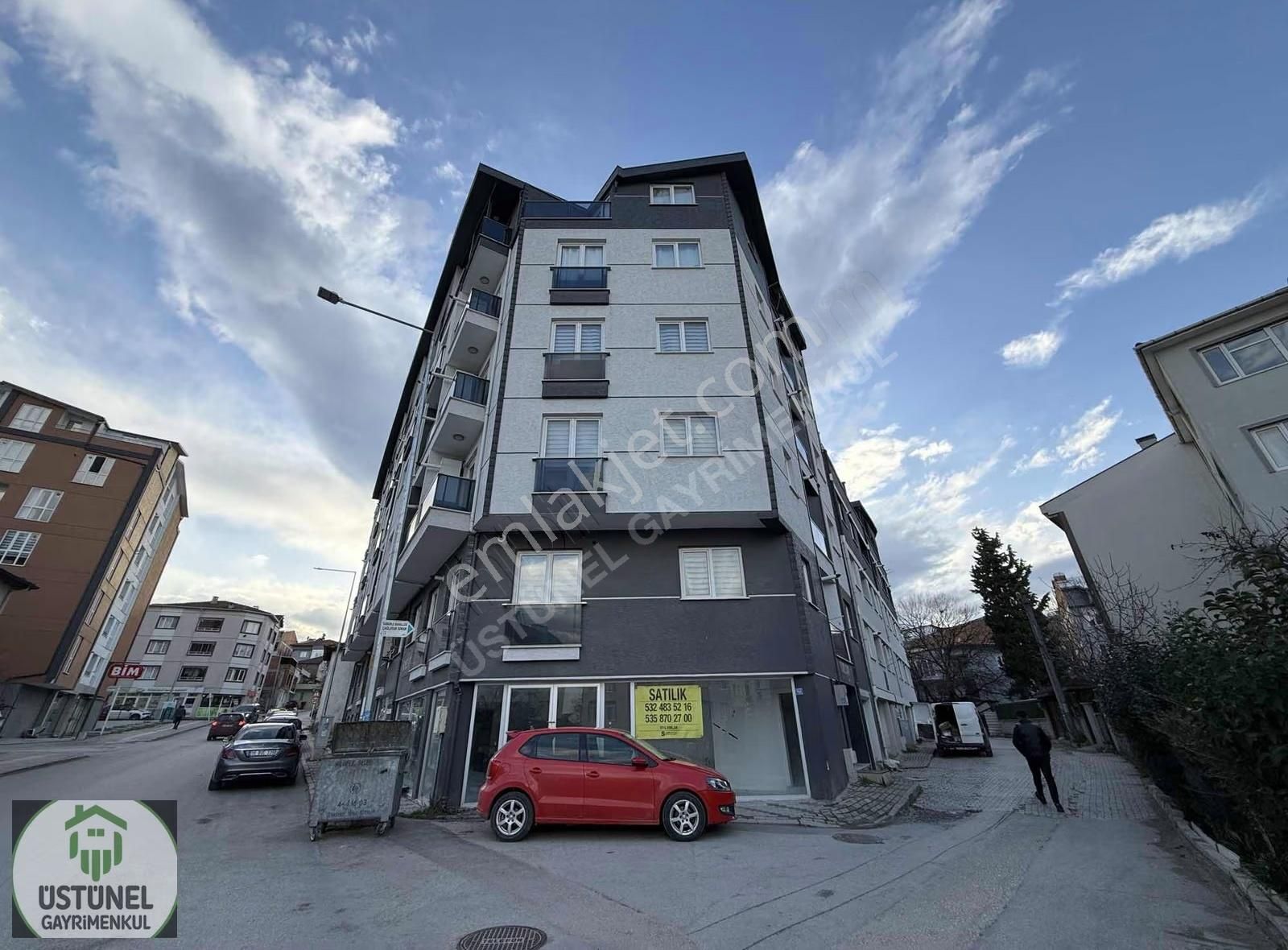 Üstünel'den 4 Yaşında Kat Mülkiyetli Boş Uygun Satılık Daire - Görsel 19