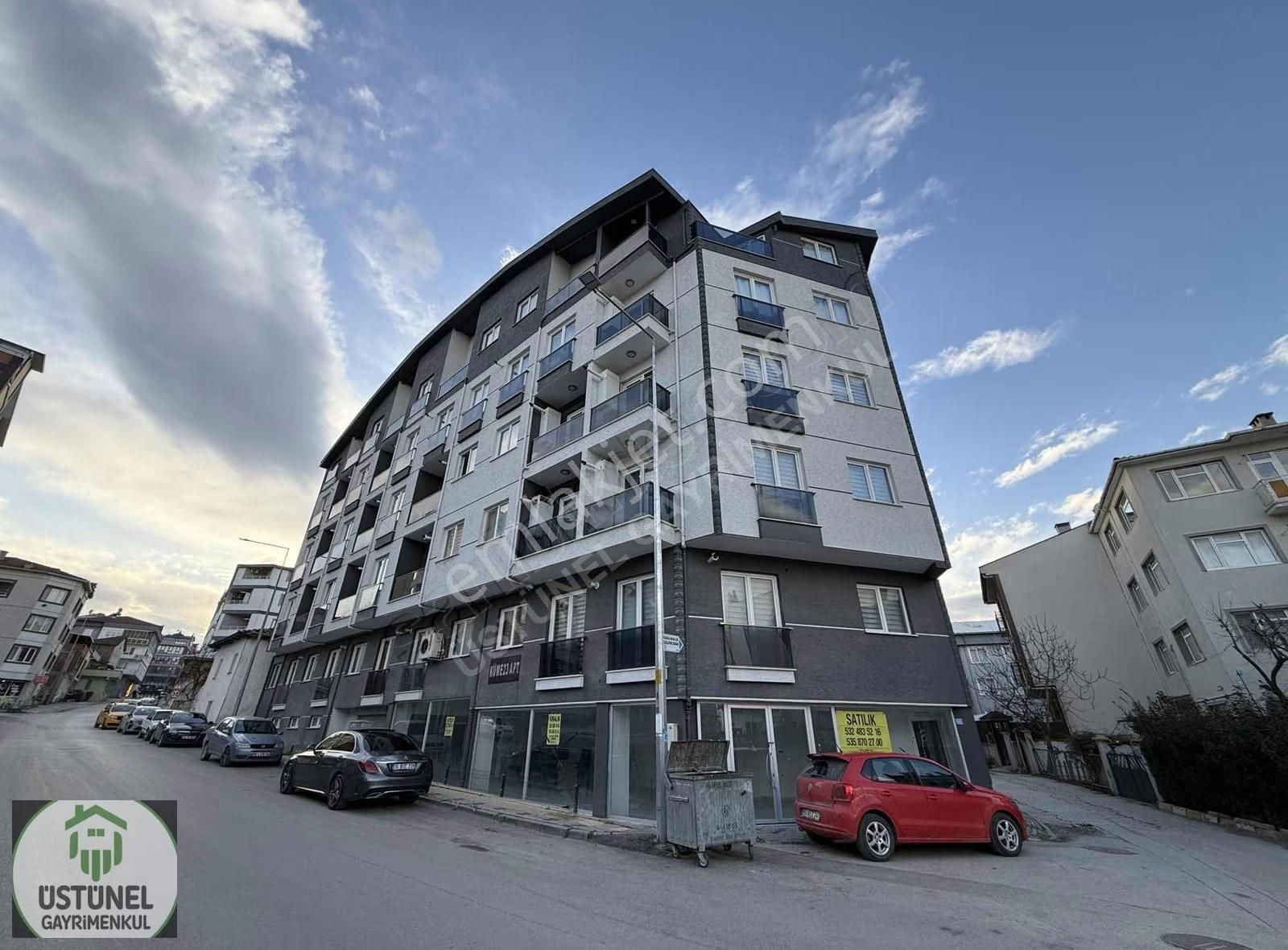 Üstünel'den 4 Yaşında Kat Mülkiyetli Boş Uygun Satılık Daire - Görsel 16